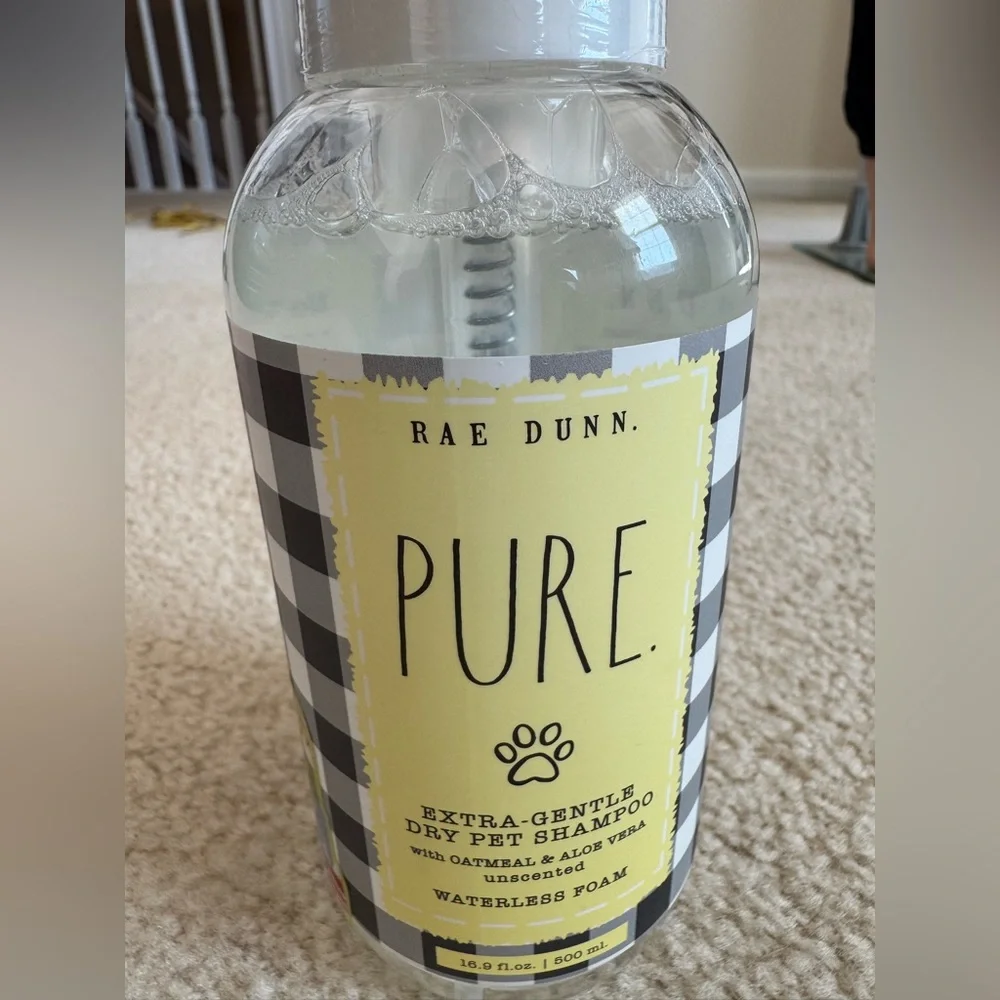 Rae Dunn Pure Extra Gentle Dry Pet Shampoo with Oatmeal & Aloe Vera New Sealed